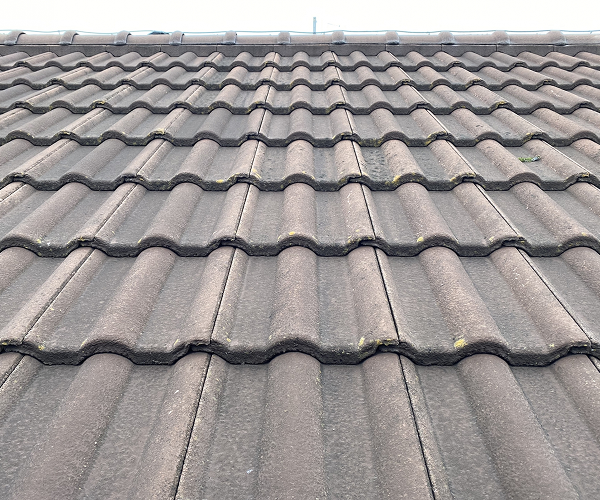 一般住宅の屋根の画像